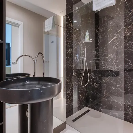 Mercury Lvl30 Two Bedroom Lux With Sea View And Terrace San Giuliano