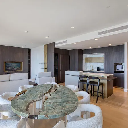 Mercury Lvl30 Two Bedroom Lux With Sea View And Terrace *